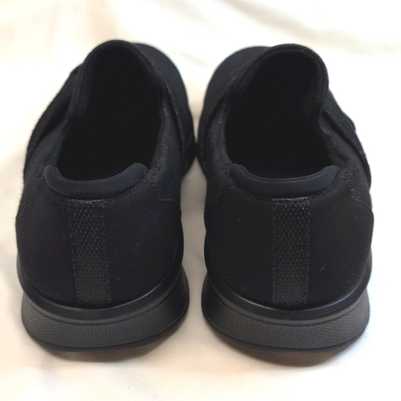 Women’s Bzees Glimmer Washable Slip-On Shoes - Black - Size 8 W NWOB - Picture 7 of 10